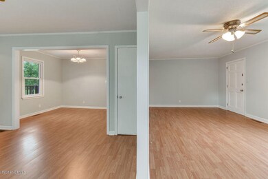 310 Lakewood Dr, Jacksonville, NC 28546 - photo 6