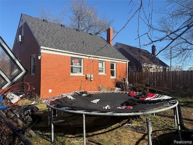 16400 Novara St, Detroit, MI 48205 - photo 3