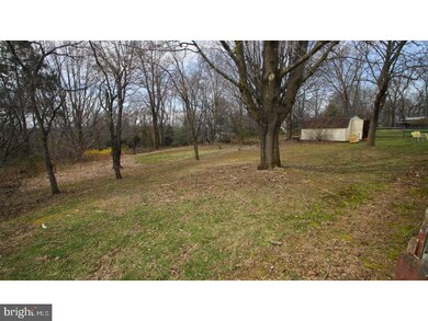 166 Watergate Dr, Feasterville Trevose, PA 19053 - photo 3