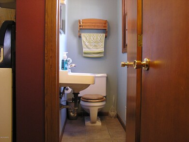 1251 Herrick Ave NE, Grand Rapids, MI 49505 - photo 6