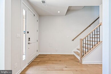 1747 McKenna Point Dr unit 2704, McLean, VA 22102 - photo 5