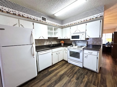 Large Kitchen