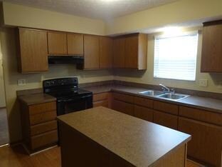 3368 Emeline Dr, Columbus, OH 43204 - photo 2