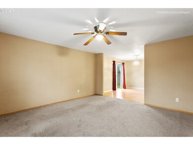 3053 Ash St, Forest Grove, OR 97116 - photo 4