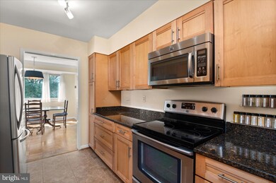 Kenwood House unit 414, Chevy Chase, MD 20815 - photo 6