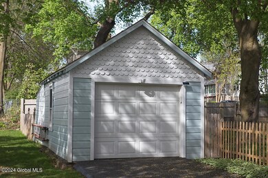 522 Glen Ave, Schenectady, NY 12302 - photo 4