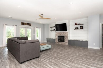 18138 Pepper Hills Dr, Siloam Springs, AR 72761 - photo 3