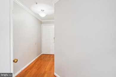 11005 Kinship Ct unit 303, Manassas, VA 20109 - photo 3