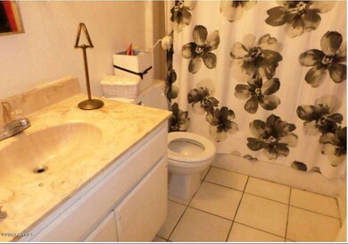 7518 Bath