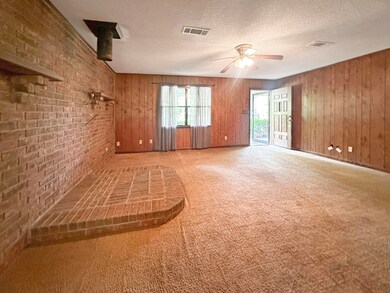 163 East (54)