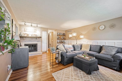 3140 Palomar Ave, Columbus, OH 43231 - photo 7