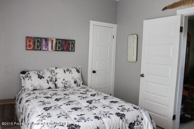 Bedroom 1_640x427