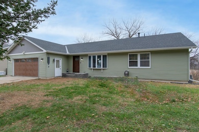 1020 2nd Ave, Howard Lake, MN 55349 - photo 3