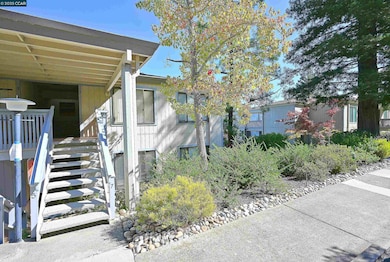 1361 Singingwood Ct unit 7, Walnut Creek, CA 94595 - photo 3