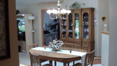 845 Havenshire Rd, Naperville, IL 60565 - photo 7