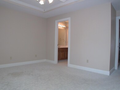 8121 Arthur Goins Blvd, Louisville, KY 40228 - photo 4