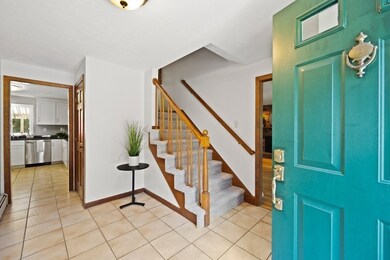 12 Fox Run Rd, Medway, MA 02053 - photo 2