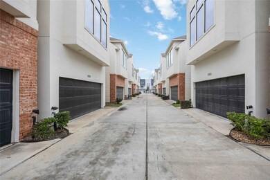 3951 Tulane St, Houston, TX 77018 - photo 2