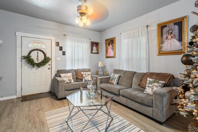 507 Avenue C, Del Rio, TX 78840 - photo 7