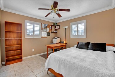 5748 Daphne Dr, West Palm Beach, FL 33415 - photo 6