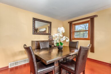 621 Suffolk Ave, Westchester, IL 60154 - photo 6