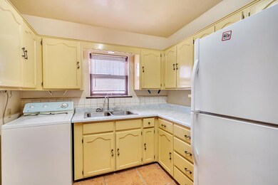 3710 Mckinley Ave, El Paso, TX 79930 - photo 4