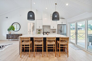 1310LonnieCir-KeenEyeMarketing-006