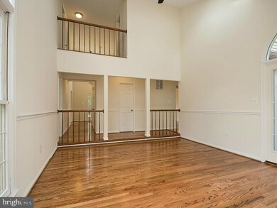 4607 Marble Rock Ct, Chantilly, VA 20151 - photo 5