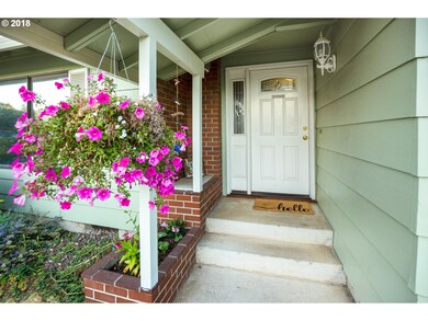 1057 Waverly St, Eugene, OR 97401 - photo 5