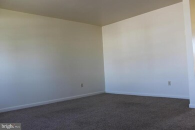 14 Courtland St, Taneytown, MD 21787 - photo 4