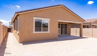 11869 E Arabelle Dr, Tucson, AZ 85747 - photo 4
