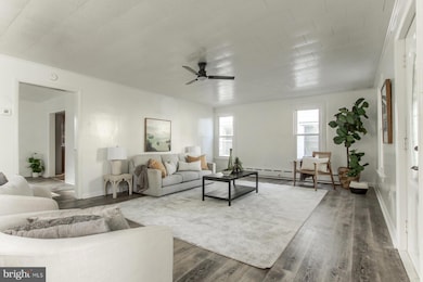 28 N 4th St, Halifax, PA 17032 - photo 2