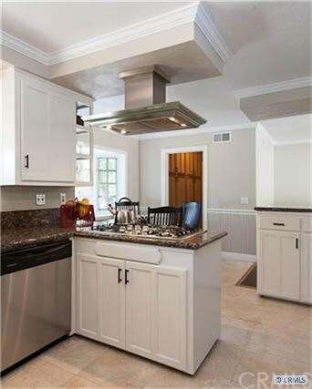Your cook's kitchen, the heart of the house.