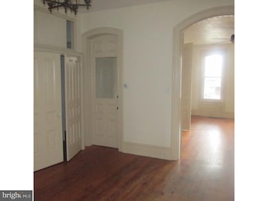 71 N Charlotte St, Pottstown, PA 19464 - photo 4