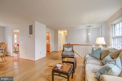 14912 Pomquay Ct, Gaithersburg, MD 20878 - photo 7