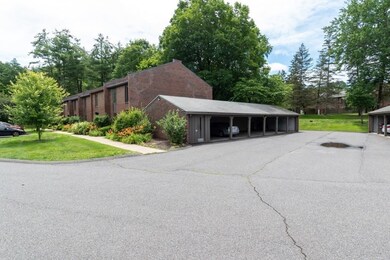 7 Eaton Ct, Amherst, MA 01002 - photo 3