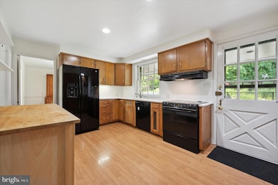 4124 Hain Dr, Lafayette Hill, PA 19444 - photo 6