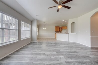 21550 E 39th Place S, Broken Arrow, OK 74014 - photo 7