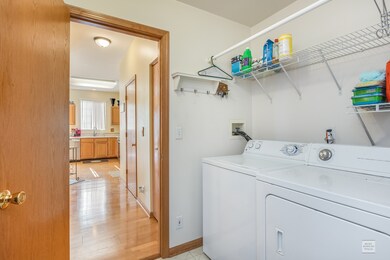 342 Cascade Ln unit 1, Oswego, IL 60543 - photo 2