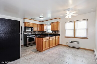 Kitchen view 2 - very large eat-in area