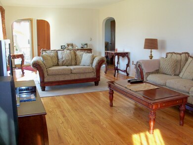 72 Franklin St, Pittsfield, MA 01201 - photo 3