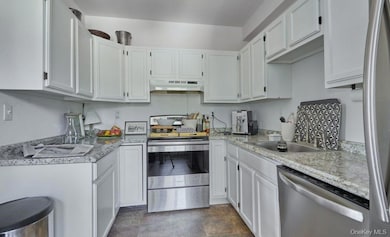 61 Crows Nest Rd unit 5, Tuxedo Park, NY 10987 - photo 4