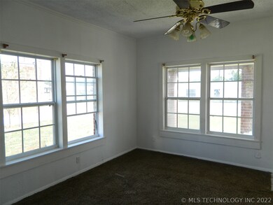 126 S Cincinnati Ave, Sperry, OK 74073 - photo 6