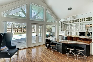 An alternate view of the bar area. Easy access to