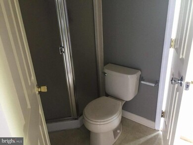 2727 Claybrooke Dr, Windsor Mill, MD 21244 - photo 7