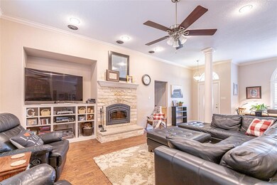 3808 Birdsong Ct, Granbury, TX 76049 - photo 6