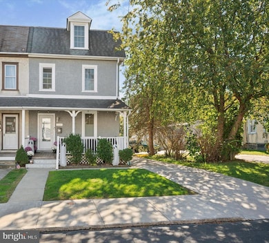 822 E Pleasant St, Glenside, PA 19038 - photo 2