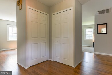 3804 Woodhaven Ln, Bowie, MD 20715 - photo 6