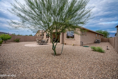 11485 N Desert Calico Loop, Tucson, AZ 85742 - photo 5