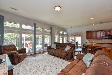 31885 Forest Oak Ln, Conroe, TX 77385 - photo 5